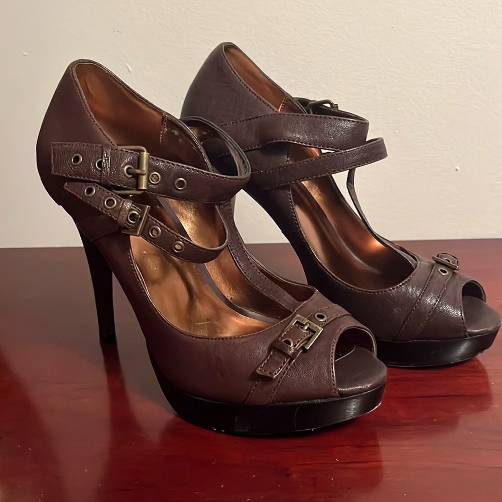 Euc Charles By Charles David Size 9m Brown Leathe… - image 1